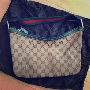 Gucci horsebit tote with red green stripe